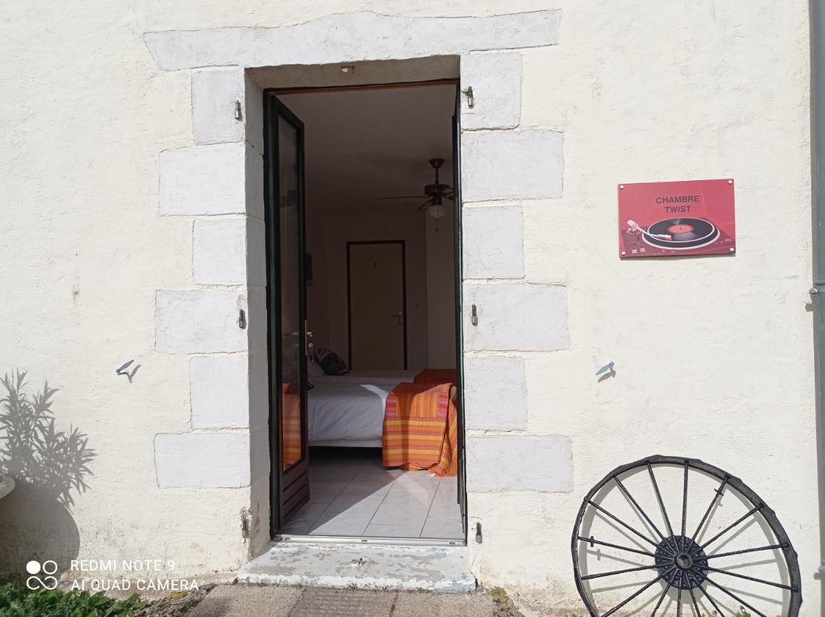 A L Époque Bouges (Indre) Exterior foto